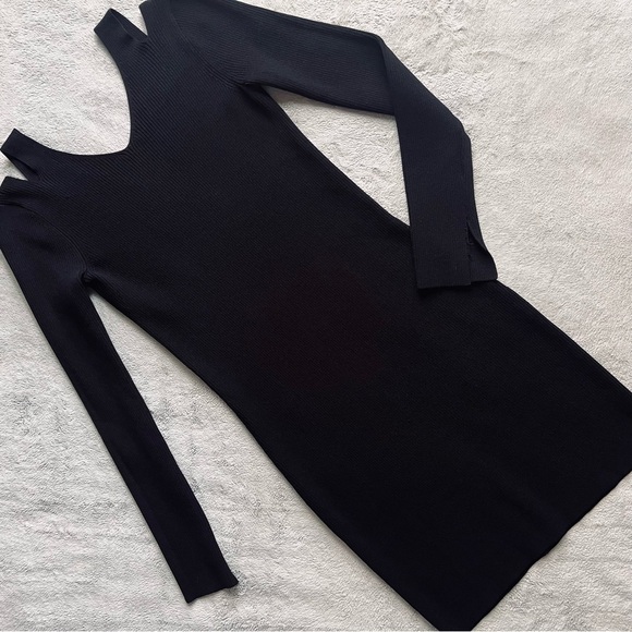 rag & bone Dresses & Skirts - Rag & Bone Ashlyn Bodycon Ribbed Knit Cutout Shoulder Long Sleeve Dress Black